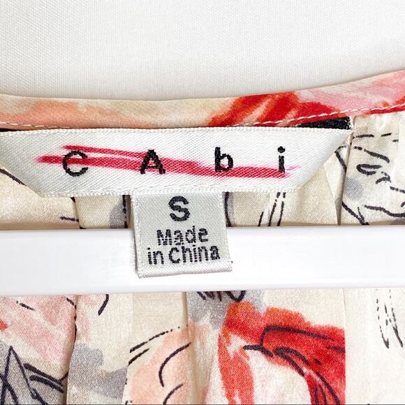 CAbi # 399 100% Silk Gypsy White Dolman Red Floral Blouse Small - Picture 3 of 7